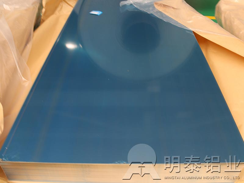 大海中遠航者艦船，鋁合金船舶龍骨助力起航